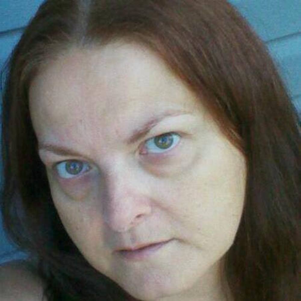 Meet your Posher, Elaine